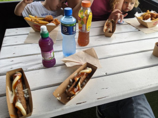 Bram's Gourmet Frites Artane