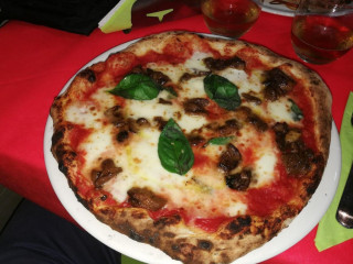 Pomodoro Basilico Pizzeria