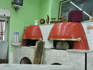 E Pizzeria Degli Amici Di Guerra Pasquale Napoli