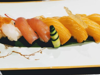 Yi Sushi