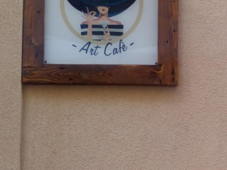 Santiago Art Cafe'