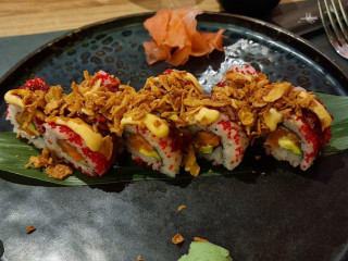 Maki Love Sushi