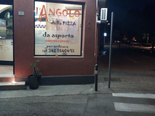 L'angolo Della Pizza