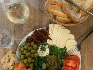 Kuk Bistro