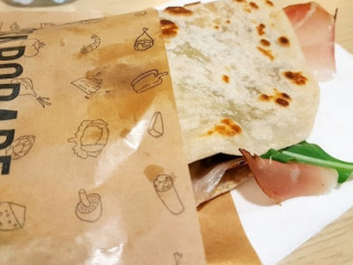 La Piadineria Via Schiavonetti