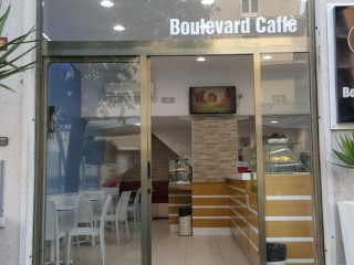 Boulevard Caffe