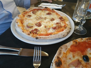 Al Poetto Pizzeria