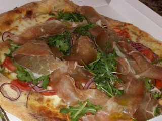 Pizza Pazza