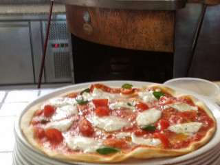 La Fabbrica Della Pizza