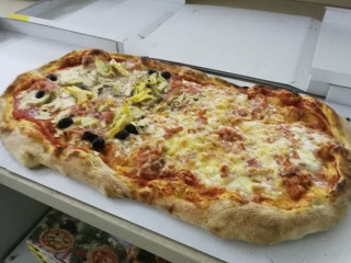 Pizza In Piazza Da Miki