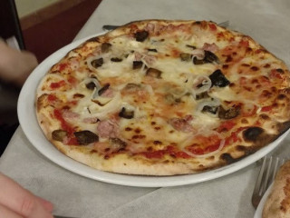 Il Gusto Pizzeria