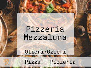 Pizzeria Mezzaluna