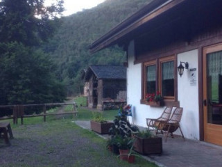 Rifugio Malga Caino