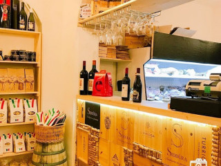 Enoteca La Cantinetta