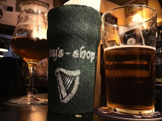 Joy's Irish Pub