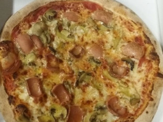 Pizza In