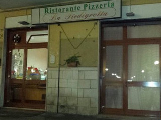 /pizzeria La Piedigrotta