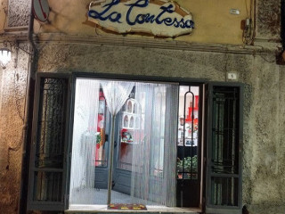 La Contessa