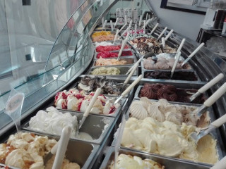 Gelateria Ara Macao