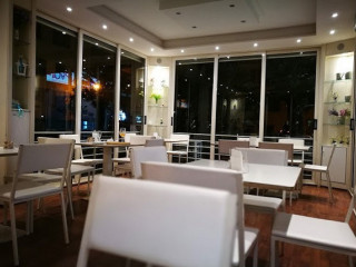 Art Cafe