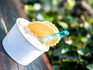 Fiocco Di Neve Gelato Artigianale E Prodotti Di Capra Km Zero