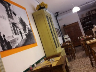 Trattoria La Bassa Di Bianchi Maria Dolores C. S.n.c