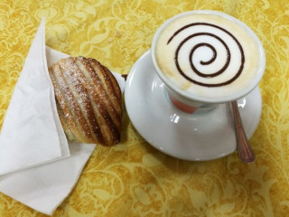 Caffe Pis Pai