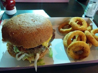 Macinata Sarti Di Burger