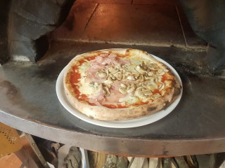 Vesuvio Pizzeria D'asporto