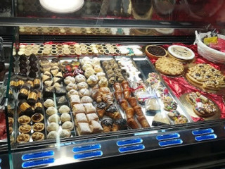 Gelateria Pasticceria Charlot