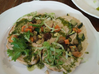 Humus Das Bio Bistro