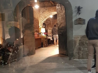 Pizzeria L'oliva Di Rugiati Evangelisti