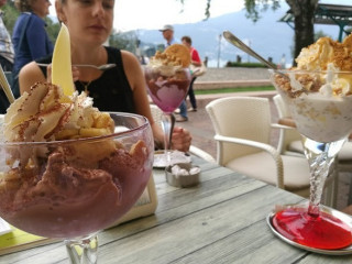 Cristallo Caffe Gelateria