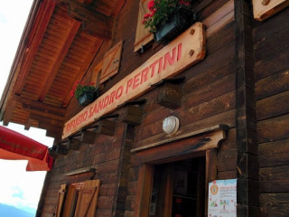 Rifugio Sandro Pertini