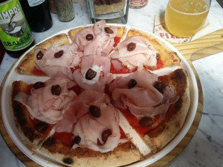 Premiata Fabbrica Pizza