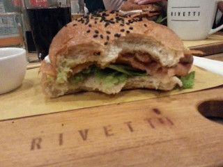 Rivetti Cafe