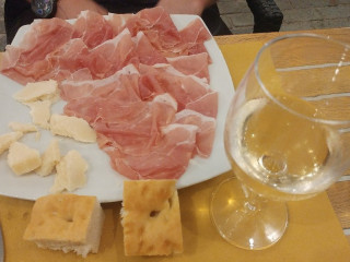 Prosciutto E Vino Da Zivo