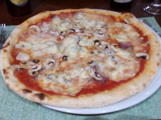 Lollove Cucina Pizza