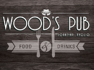 Wood's Pub Di Jonathan Avolio