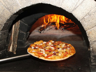 Anastasio Antonio Pizzeria 900