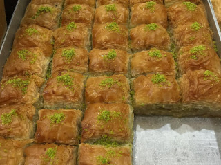 Tugra Baklava