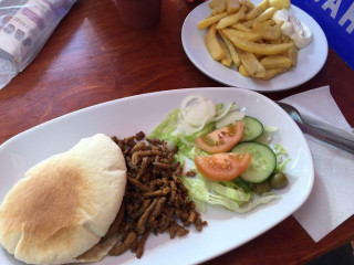 Snacks Vlaamse Friet Moes