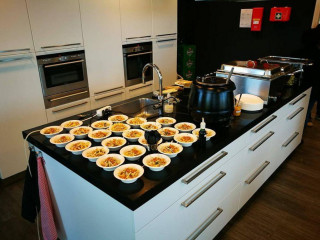Ayo Surinaamse Broodjes En Maaltijden