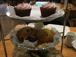 The Edinburgh Woollen Mills Tearoom