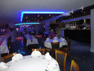 Blueroom Bar And Restaurant