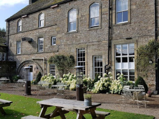 Lord Crewe Arms