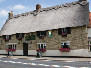 The White Hart Grafton Regis