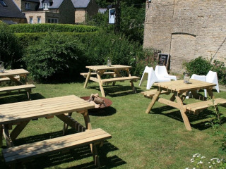 The Crewe Arms