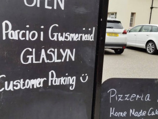 Glaslyn Artisan Ice Cream Pizza