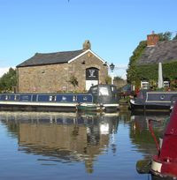 Th'owd Tithe Barn